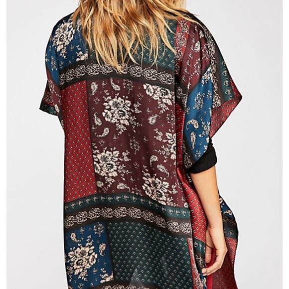 Free People Kimono Mon Cheri Silky Satin Floral Paisley Patchwork One Size Boho - Picture 2 of 12